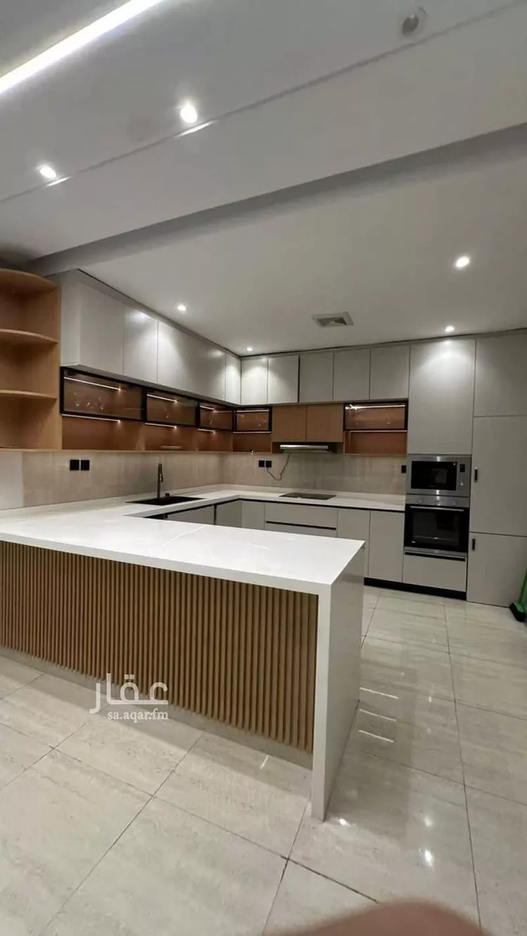شقة للإيجار في شارع القرية العليا, حي الحمراء, مدينة الخبر, المنطقة الشرقية 2
