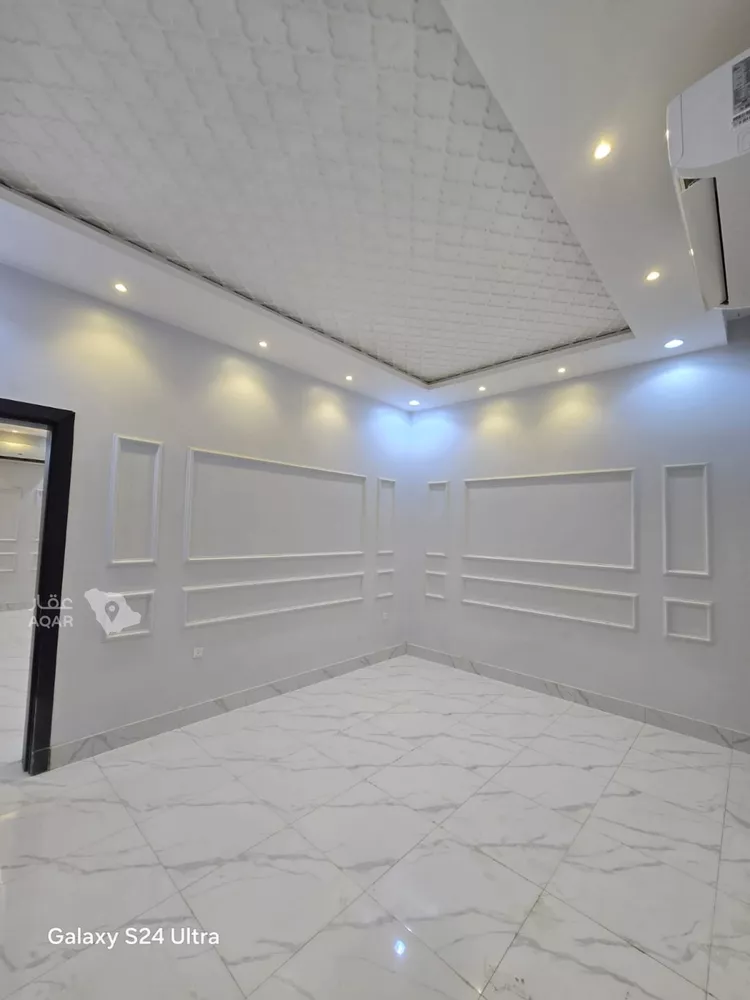 Floor for Rent in Riyadh Al Arid 13