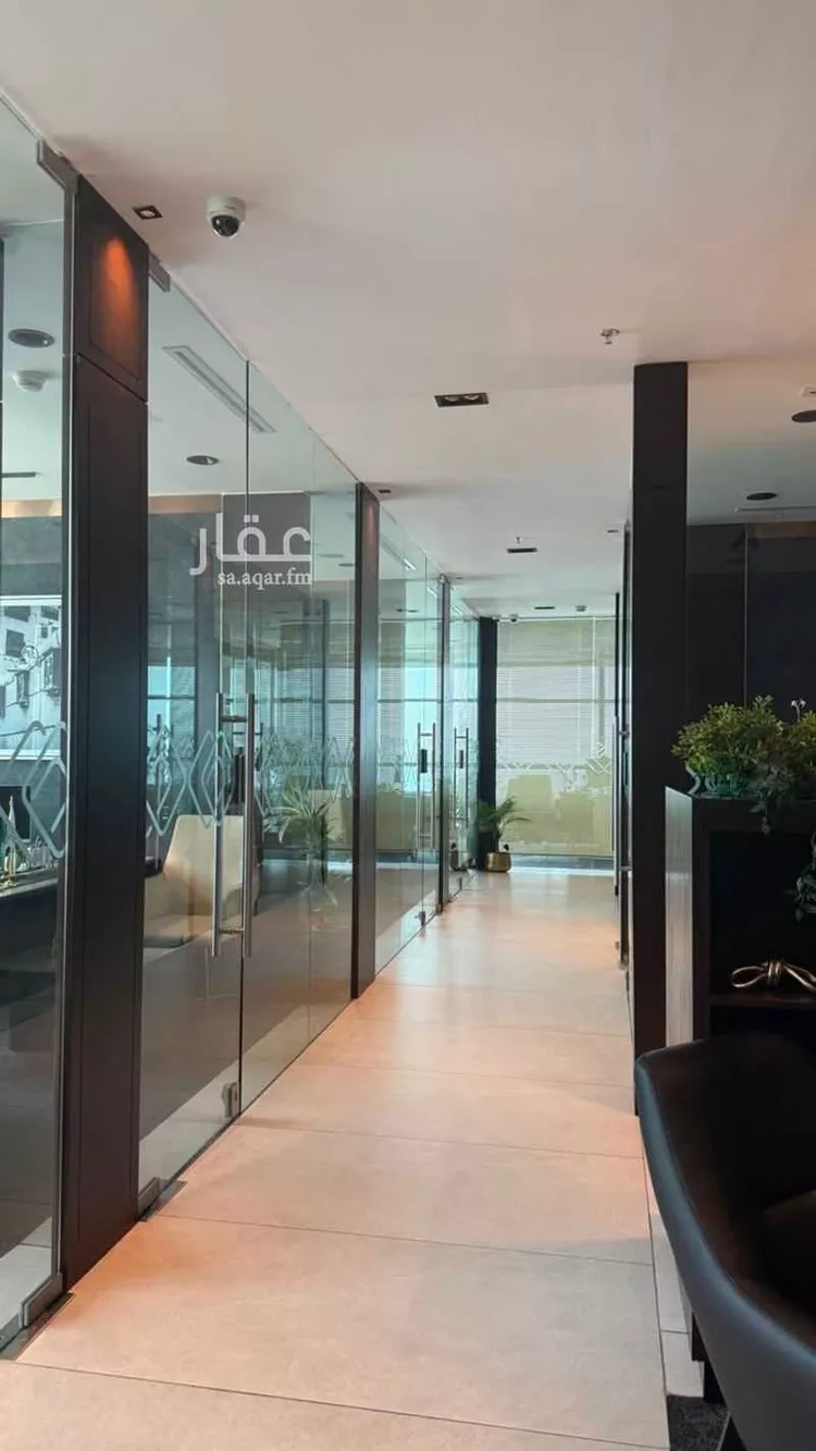 مكتب تجاري للإيجار في شارع طه خصيفان, حي الشاطئ, مدينة جدة, منطقة مكة المكرمة 8