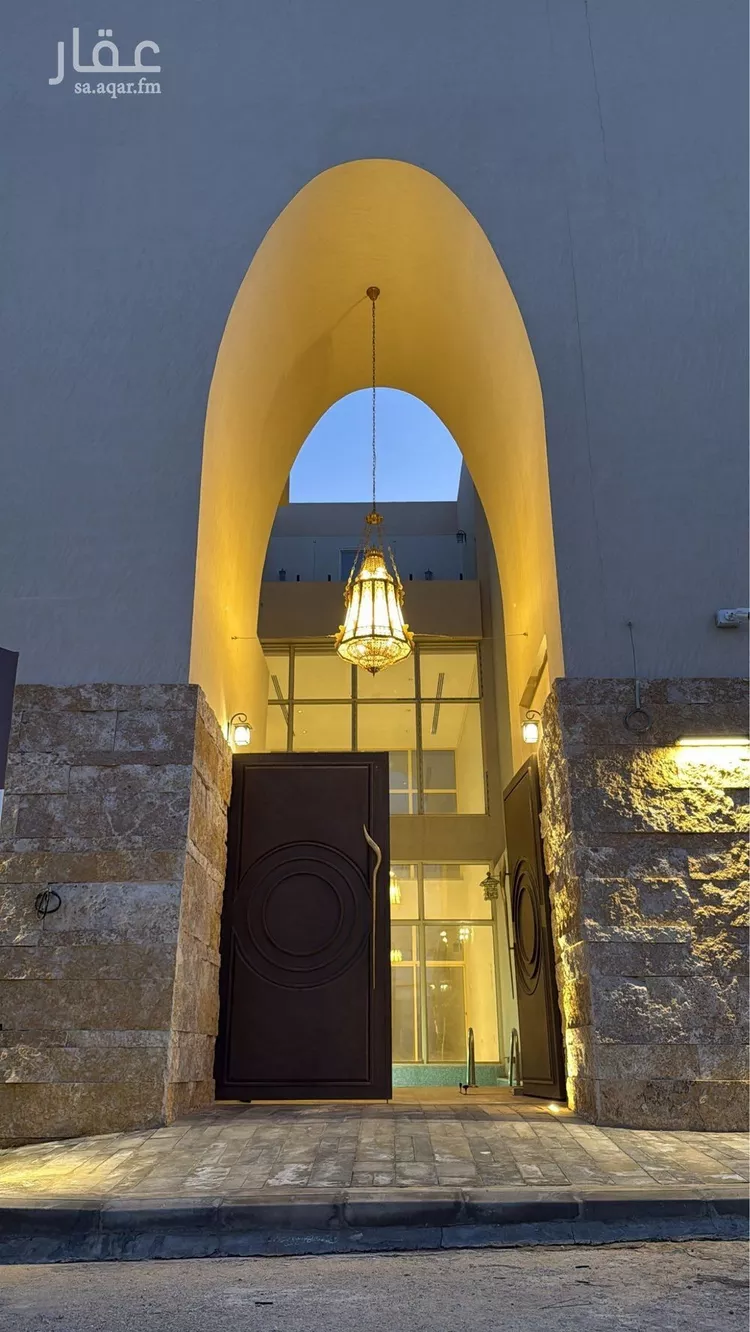 فيلا للبيع في شارع إبراهيم بن عمر الدميري, حي المهدية, مدينة الرياض, منطقة الرياض صورة 2