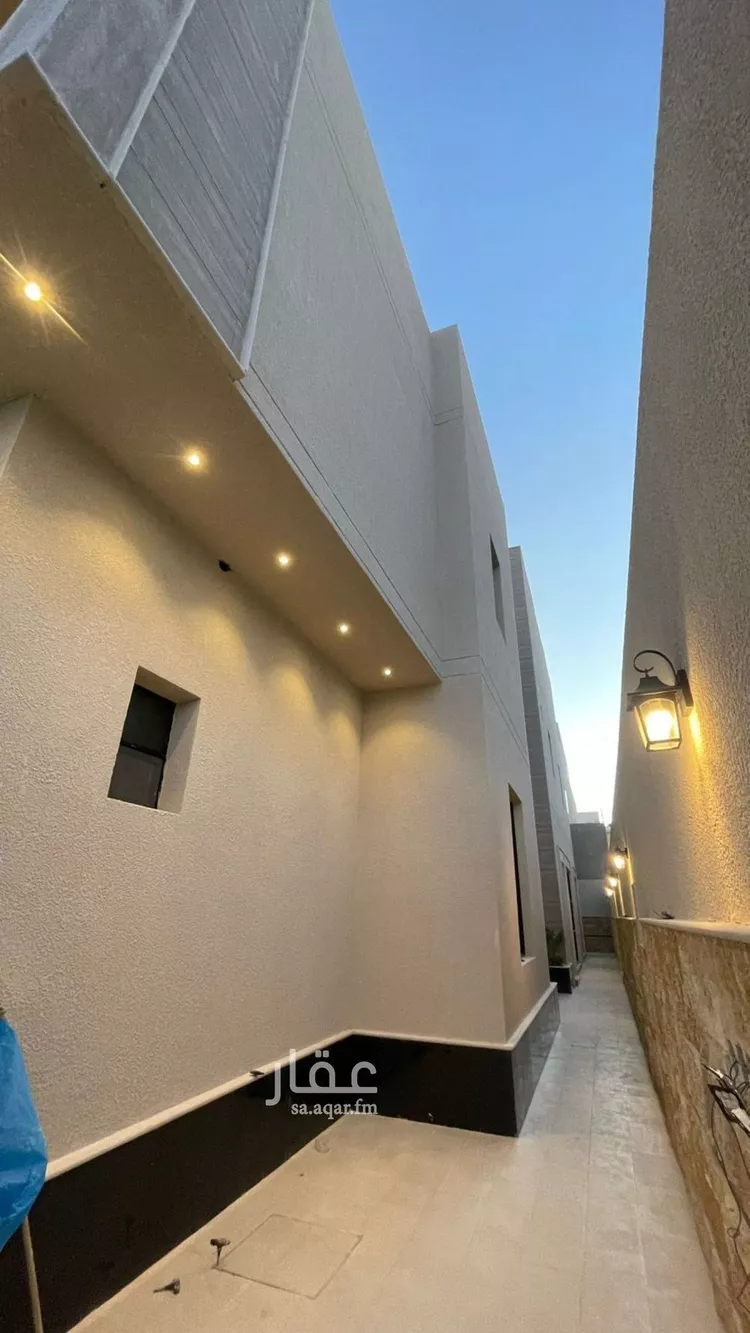 فيلا للبيع في شارع أبي القاسم اليزدي, حي المهدية, مدينة الرياض, منطقة الرياض صورة 2