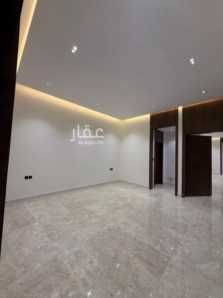 فيلا للبيع في شارع قطب الدين بن السلطان, حي المهدية, مدينة الرياض, منطقة الرياض صورة 4
