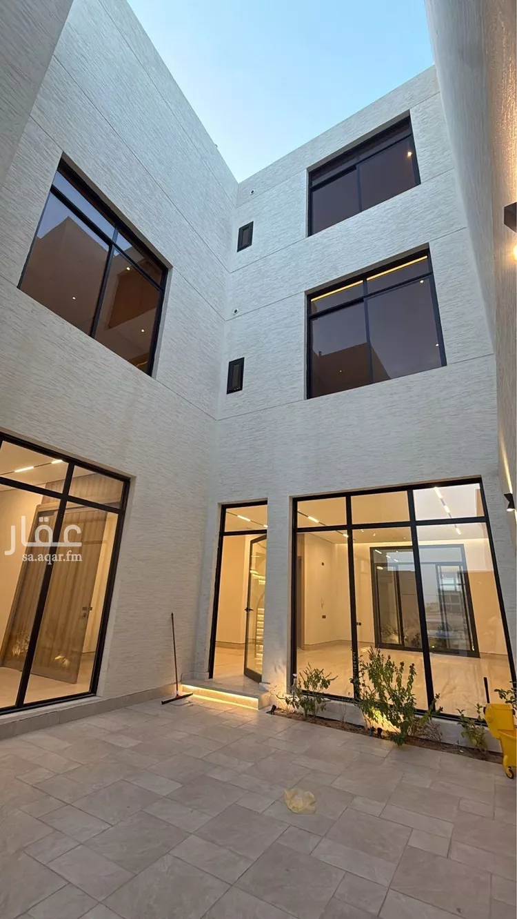 Villa for Sale in Riyadh Al Mahdiyah صورة 3