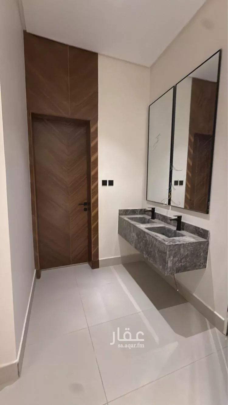 Villa for Sale in Riyadh Al Mahdiyah صورة 4