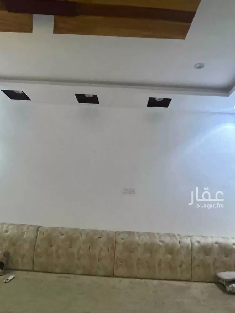 عمارة للبيع في شارع الحسن بن عبدالعزيز, حي العزيزية, مدينة المدينة المنورة, منطقة المدينة المنورة 10