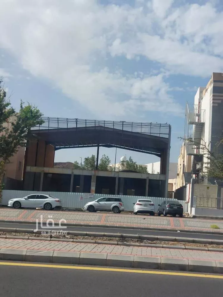 محل للإيجار في شارع مالك بن اهيب رضى الله عنه, حي العزيزية, مدينة المدينة المنورة, منطقة المدينة المنورة صورة 3