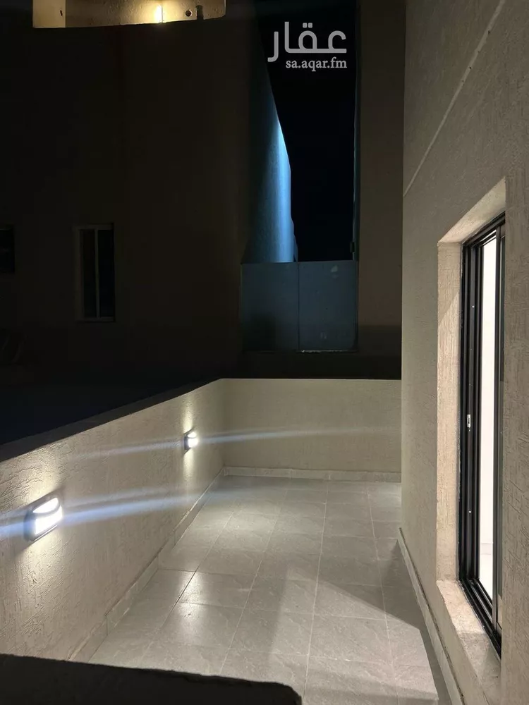 فيلا للبيع في شارع إبرهيم بن أحمد البرهان, حي المهدية, مدينة الرياض, منطقة الرياض 11