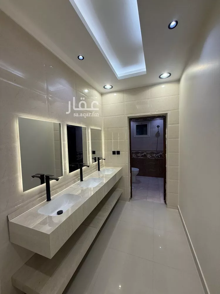فيلا للإيجار في شارع رقم 549, حي النرجس, مدينة الرياض, منطقة الرياض صورة 3