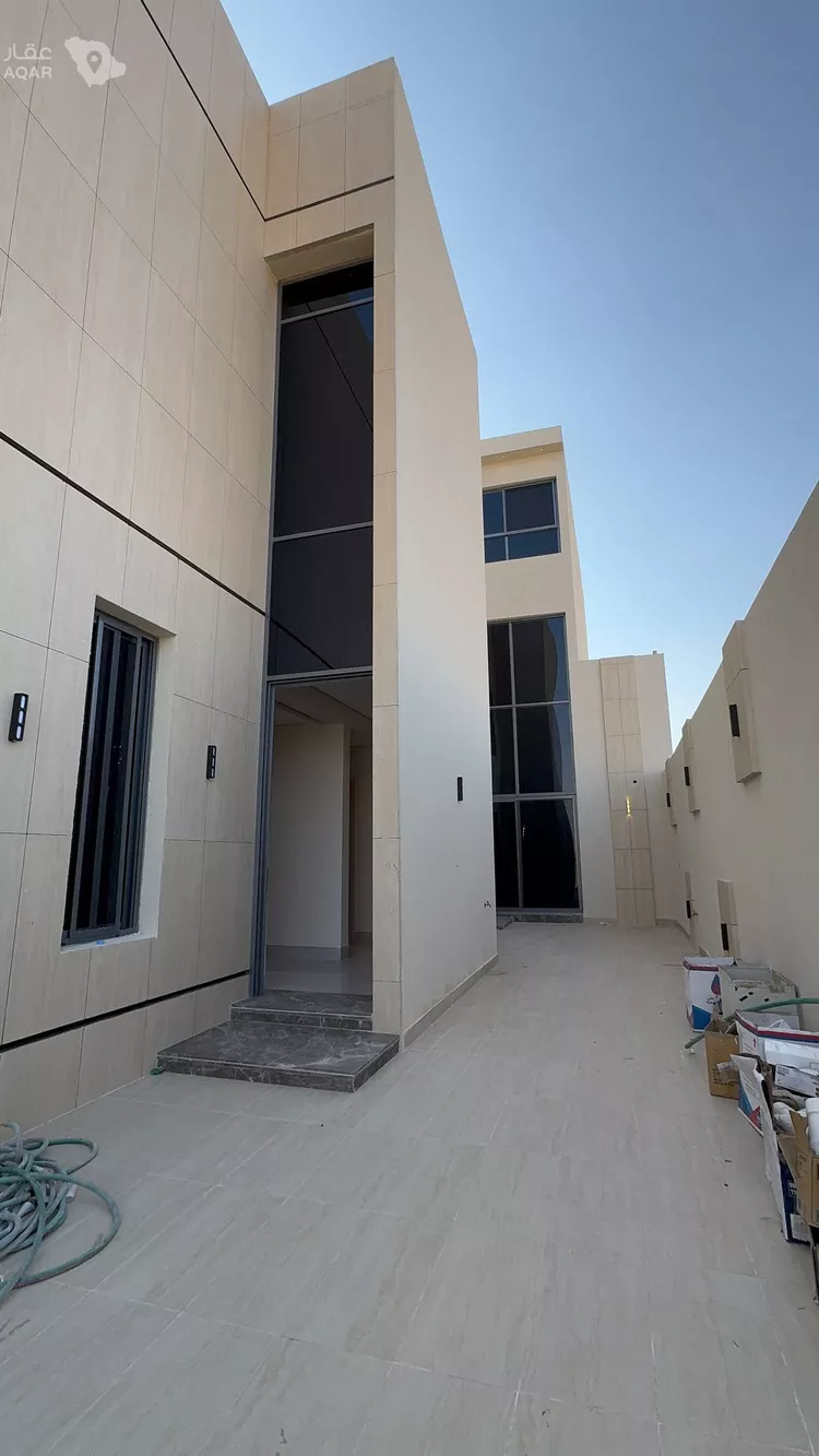 فيلا للبيع في شارع 405 المهدية, حي المهدية, مدينة الرياض, منطقة الرياض 2