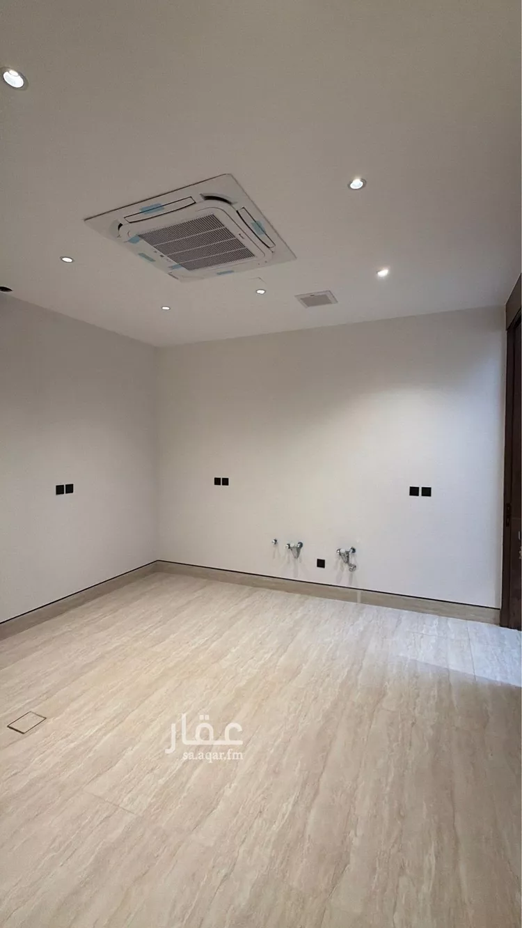 Villa for Sale in Riyadh Al Mahdiyah صورة 4