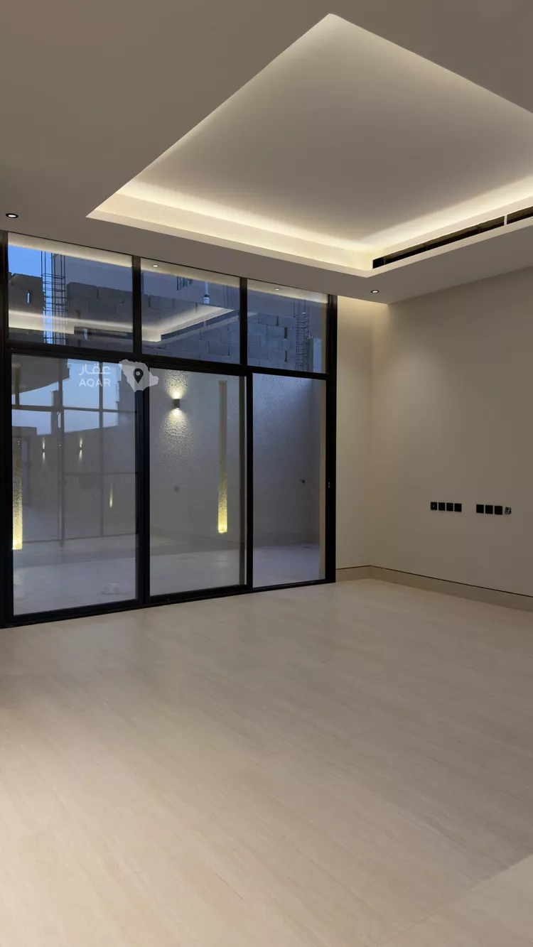 Villa for Sale in Riyadh Al Mahdiyah 10