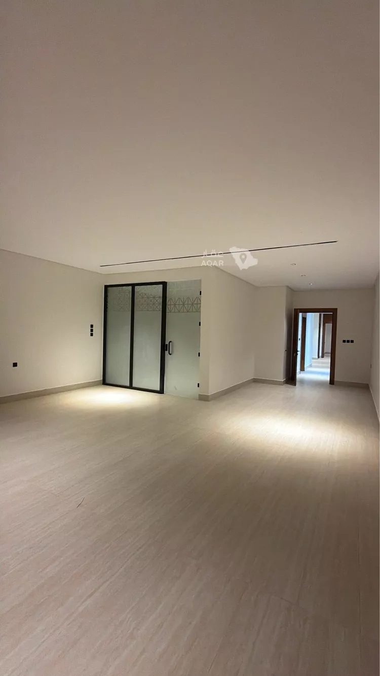 Villa for Sale in Riyadh Al Mahdiyah 12