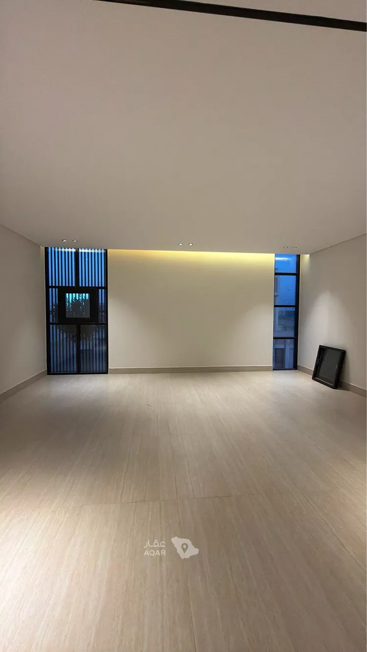 Villa for Sale in Riyadh Al Mahdiyah 11