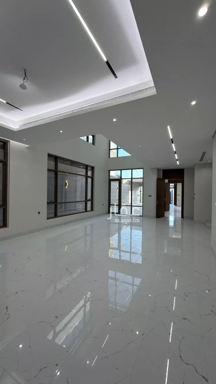 Villa for Sale in Riyadh Al Mahdiyah صورة 4
