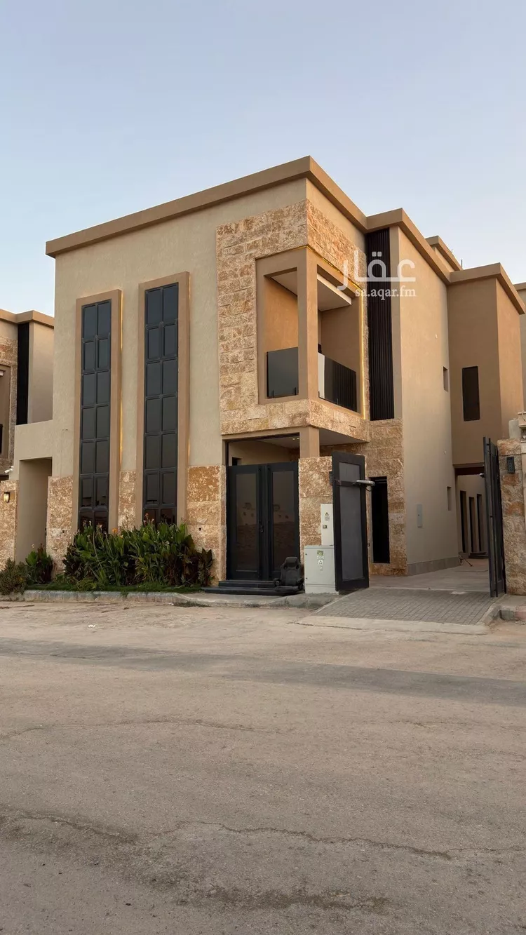 فيلا للبيع في شارع أحمد بن الرملي, حي المهدية, مدينة الرياض, منطقة الرياض صورة 2