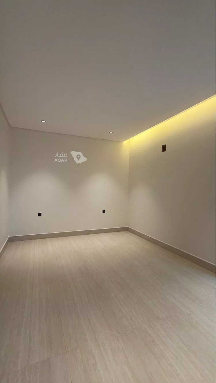 Villa for Sale in Riyadh Al Mahdiyah 15
