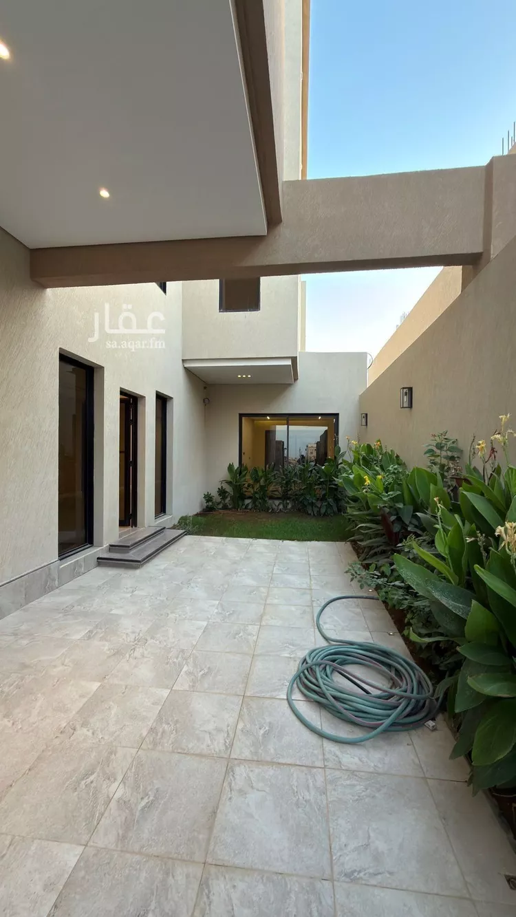 Villa for Sale in Riyadh Al Mahdiyah 6