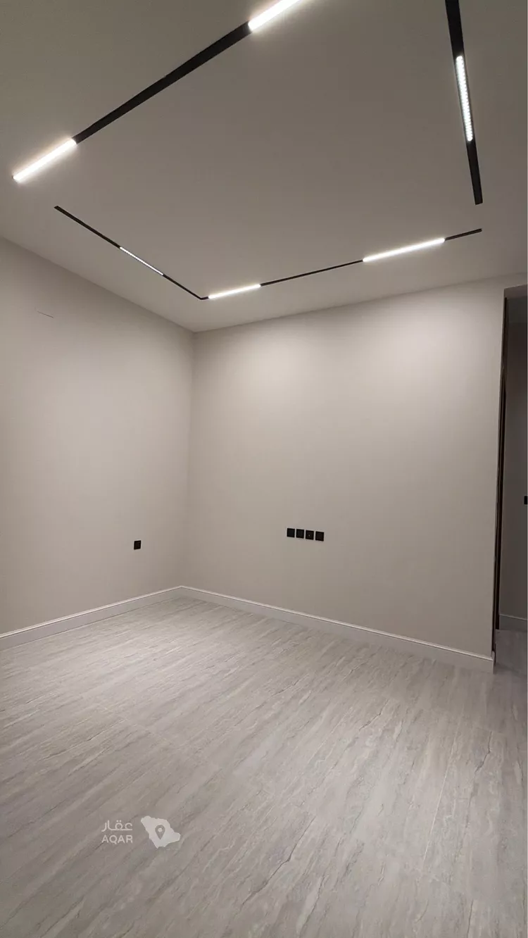 Villa for Sale in Riyadh Al Mahdiyah 17