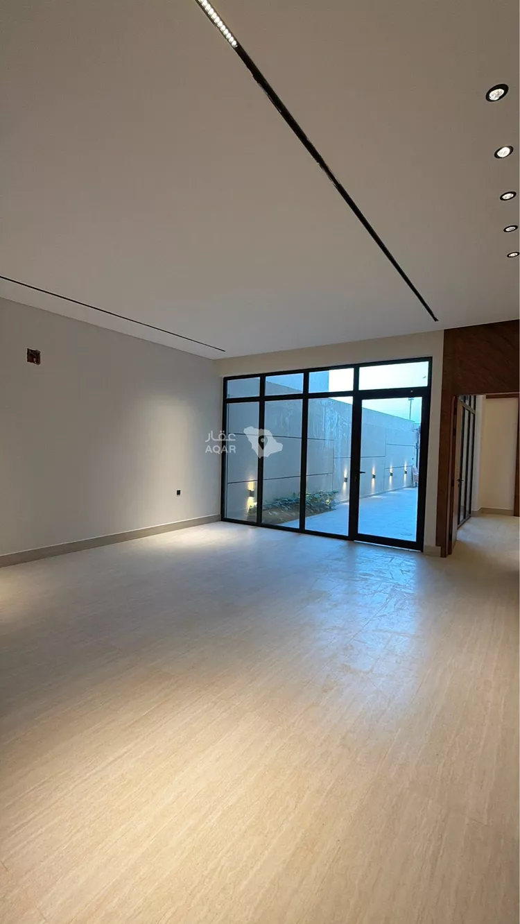 Villa for Sale in Riyadh Al Mahdiyah 7