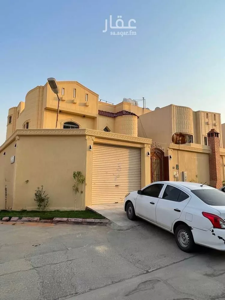 فيلا للبيع في شارع الخزرج, حي إشبيلية, مدينة الرياض, منطقة الرياض صورة 2