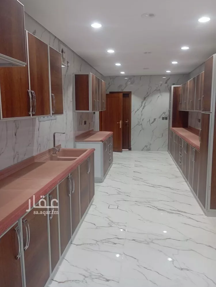 فيلا للإيجار في شارع العباقره, حي الرويس, مدينة جدة, منطقة مكة المكرمة صورة 3