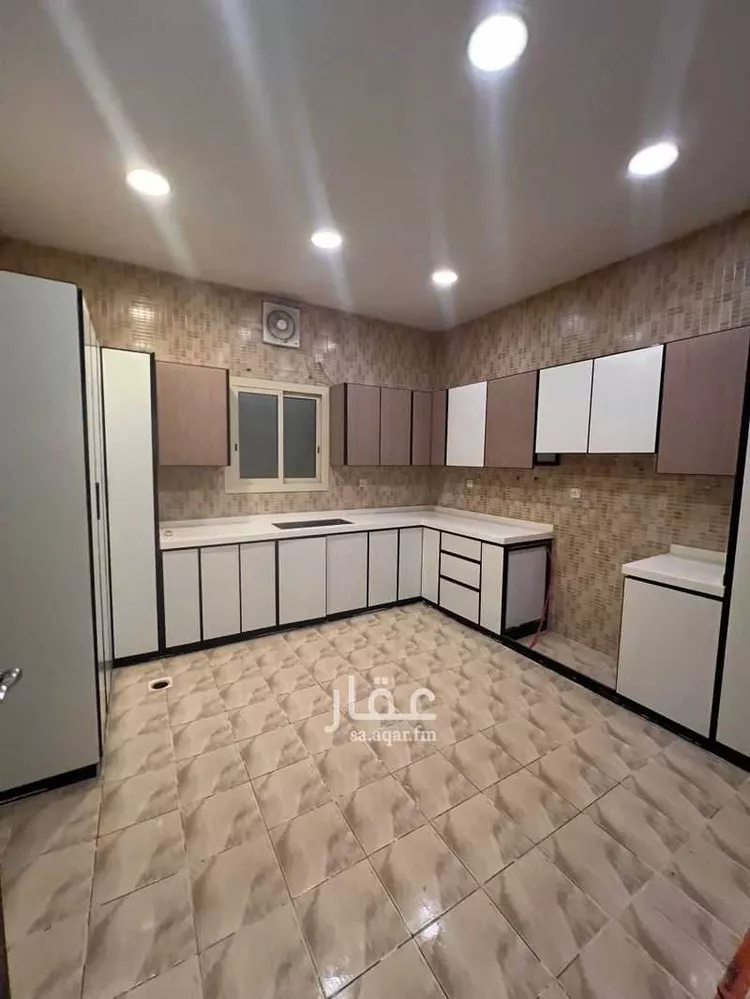 شقة للإيجار في شارع ابراهيم السويح, حي الواحة, مدينة جدة, منطقة مكة المكرمة 8