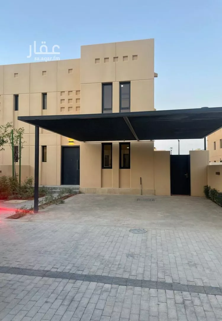 فيلا للبيع في شارع رقم 1023, حي سدرة, مدينة الرياض, منطقة الرياض