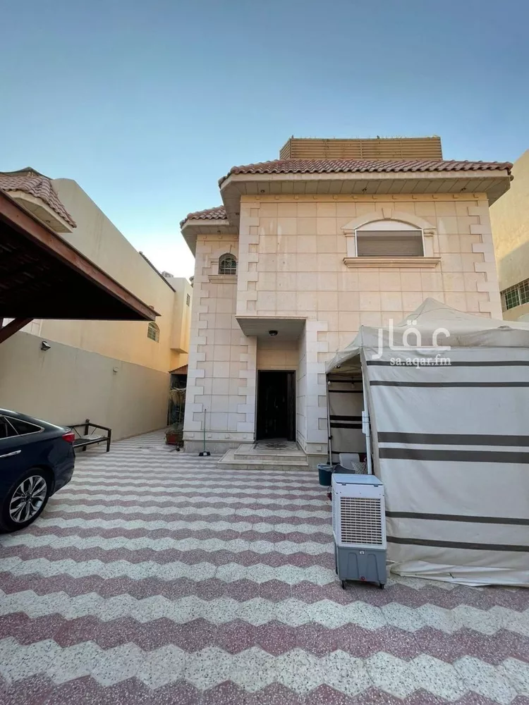 فيلا للبيع في شارع الجنادل, حي الروابي, مدينة الرياض, منطقة الرياض صورة 3