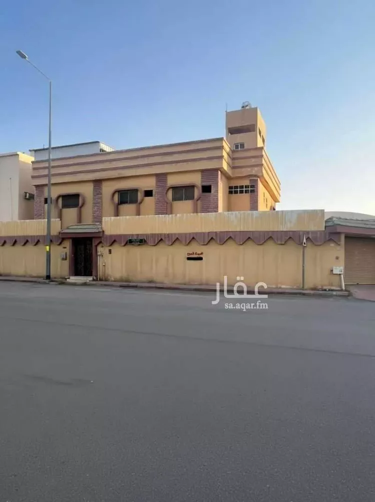 فيلا للبيع في شارع أبي سلمة, حي العريجاء الغربي, مدينة الرياض, منطقة الرياض