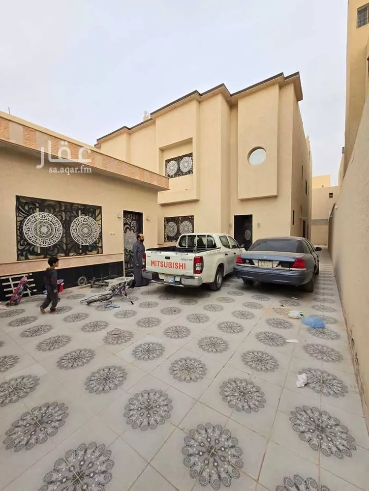 فيلا للبيع في شارع منصور الكازروني, حي طويق, مدينة الرياض, منطقة الرياض صورة 2