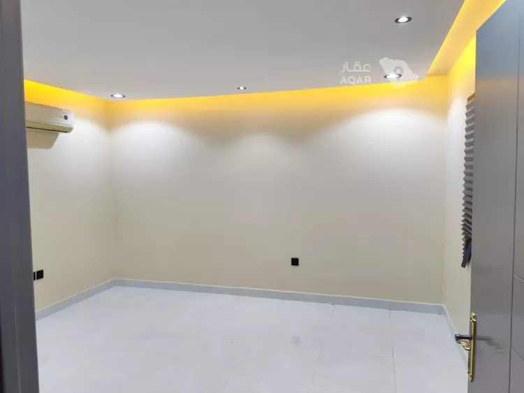 شقة للإيجار في شارع أبي الكرم, حي الضباط, مدينة الرياض, منطقة الرياض