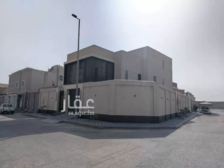 فيلا للبيع في شارع وهب بن عمير, حي الشفاء, مدينة الخبر, المنطقة الشرقية صورة 2