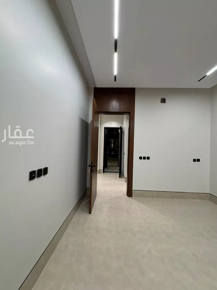 فيلا للبيع في شارع ربيعة بن عبدالله بن الهدير, حي العارض, مدينة الرياض, منطقة الرياض 9