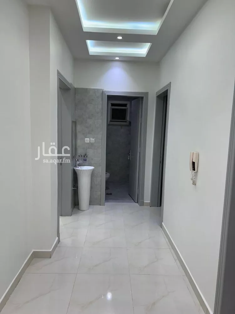 شقة للإيجار في شارع أحمد بن علي بن السمين, حي المهدية, مدينة الرياض, منطقة الرياض صورة 5