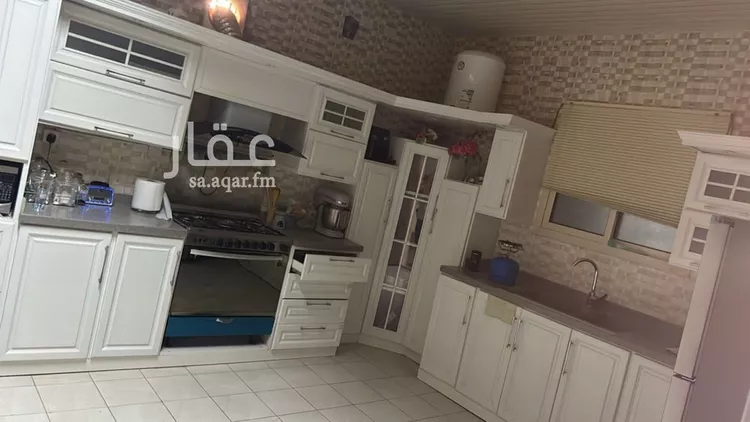 فيلا للإيجار في شارع ثابت الكوفي, حي طويق, مدينة الرياض, منطقة الرياض