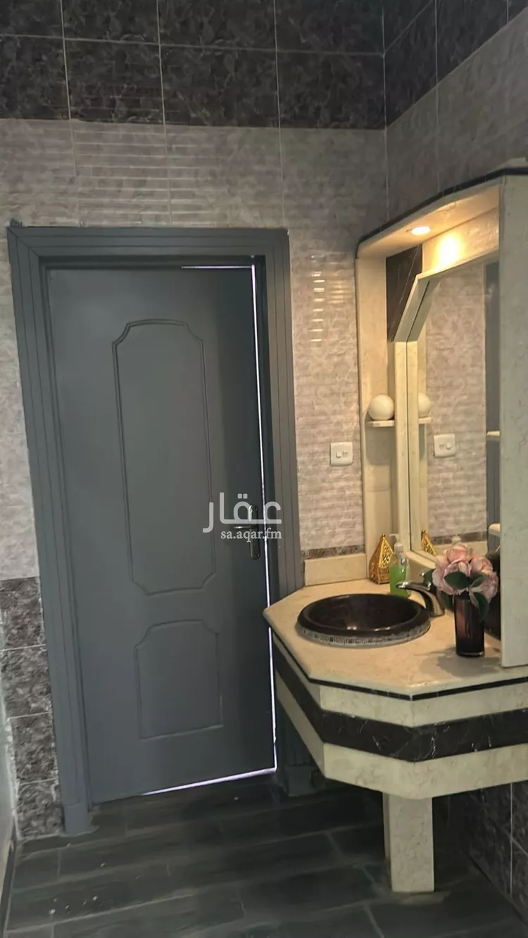 فيلا للإيجار في شارع ثابت الكوفي, حي طويق, مدينة الرياض, منطقة الرياض صورة 3