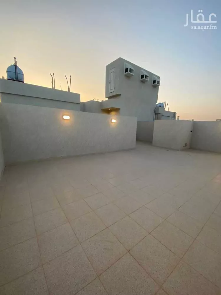 شقة للبيع في شارع عبيدالله ابن حفص ابن انس, حي شوران, مدينة المدينة المنورة, منطقة المدينة المنورة 7