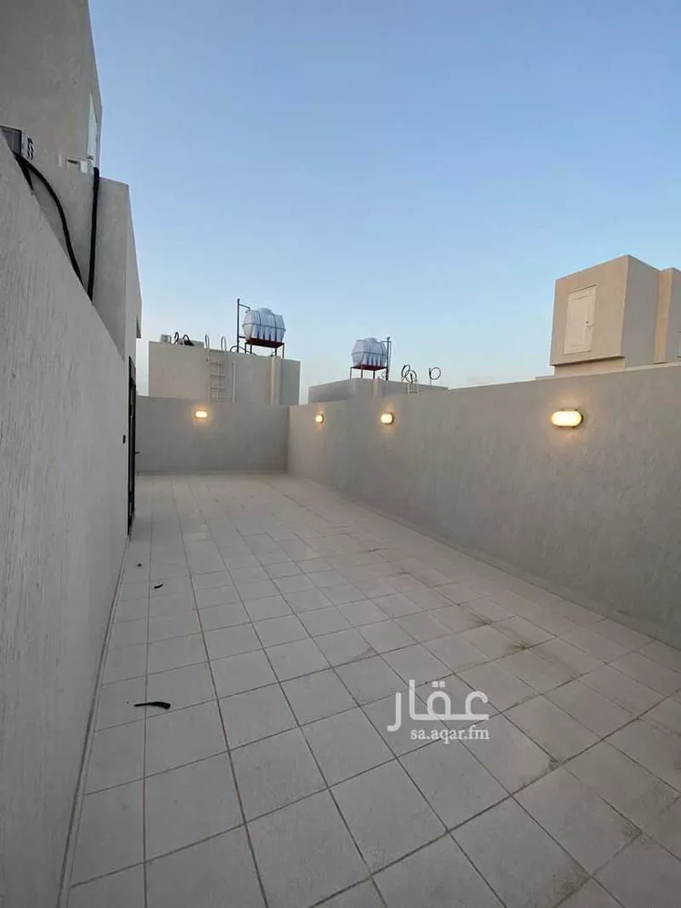 شقة للبيع في شارع عبيدالله ابن حفص ابن انس, حي شوران, مدينة المدينة المنورة, منطقة المدينة المنورة 7
