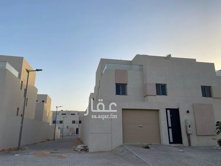 فيلا للإيجار في شارع حنيف الدين المرشدي, حي النرجس, مدينة الرياض, منطقة الرياض