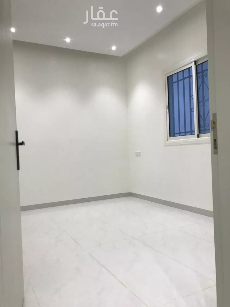 فيلا للبيع في شارع طلال بن جبر, حي النهضة, مدينة الرياض, منطقة الرياض 28