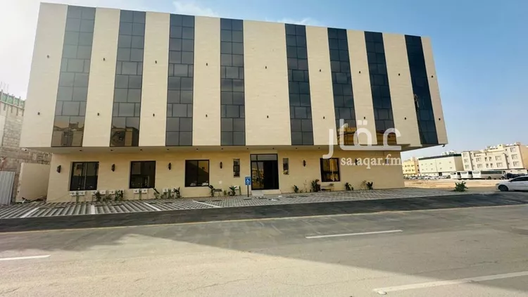 شقة للبيع في شارع عنيزة, حي ظهرة لبن, مدينة الرياض, منطقة الرياض 1 صورة