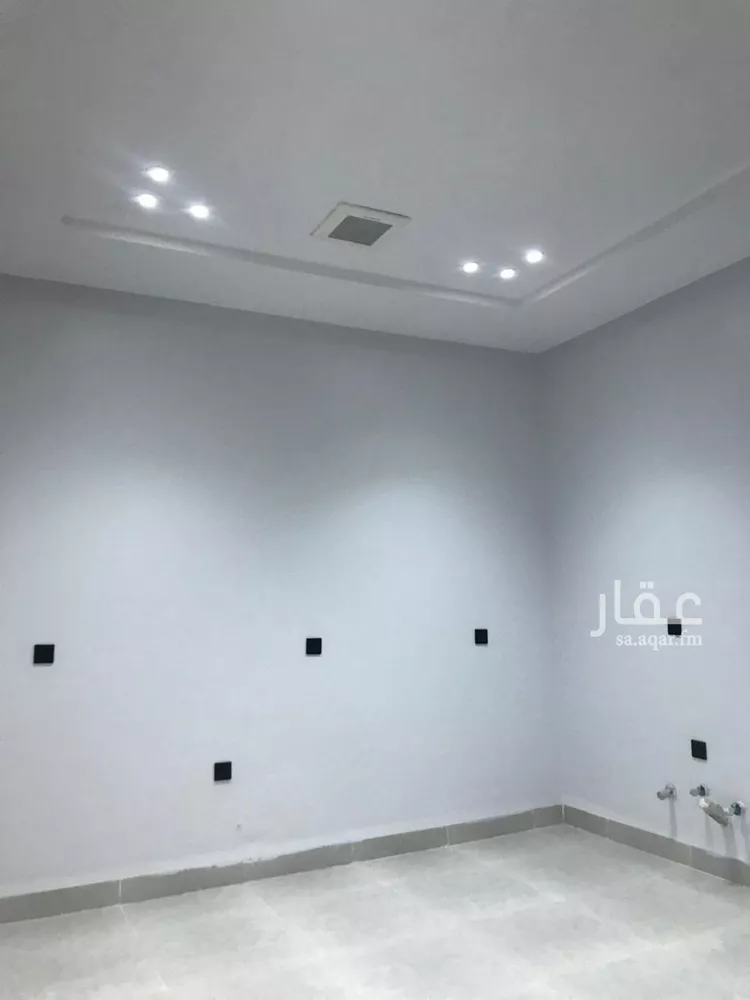 دور للبيع في شارع أحمد بن محمد الشغري, حي طويق, مدينة الرياض, منطقة الرياض 10