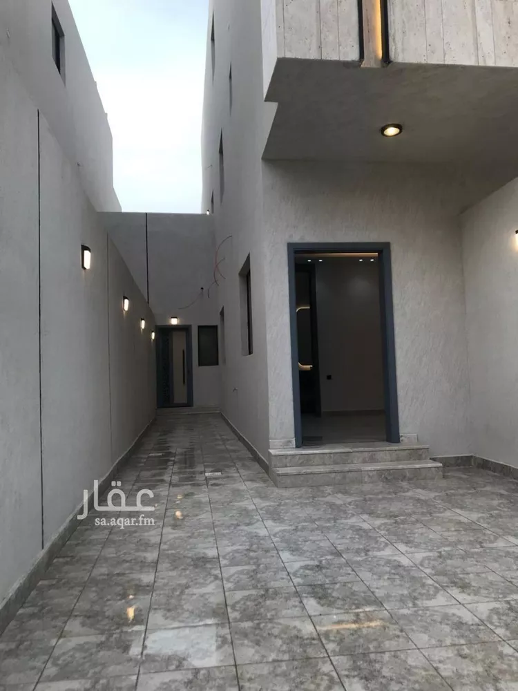 دور للبيع في شارع أحمد بن محمد الشغري, حي طويق, مدينة الرياض, منطقة الرياض صورة 3
