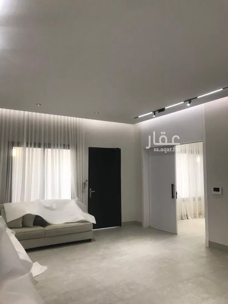 Villa for Sale in Riyadh Al Yarmouk 14