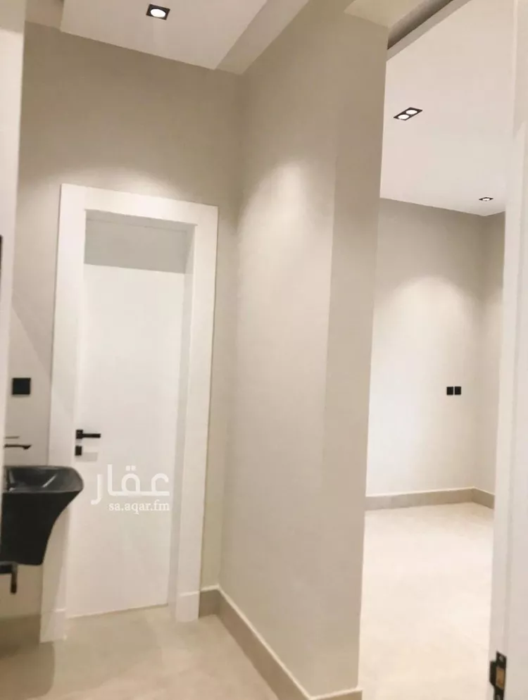 فيلا للبيع في شارع زهير بن حرب, حي النرجس, مدينة الرياض, منطقة الرياض 23