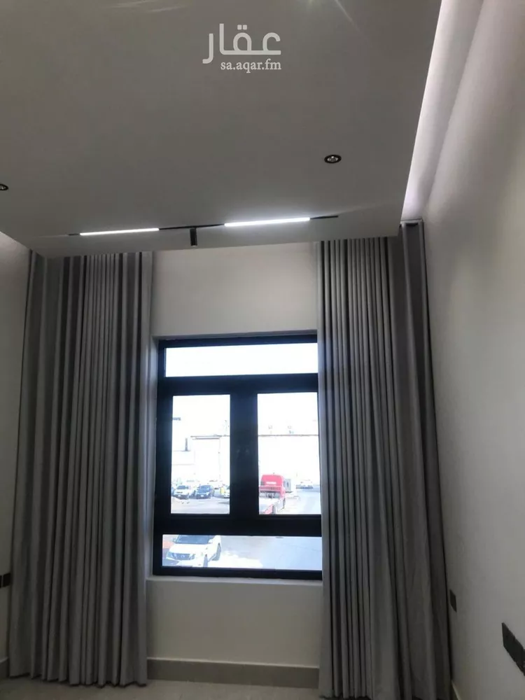 Villa for Sale in Riyadh Al Yarmouk 23