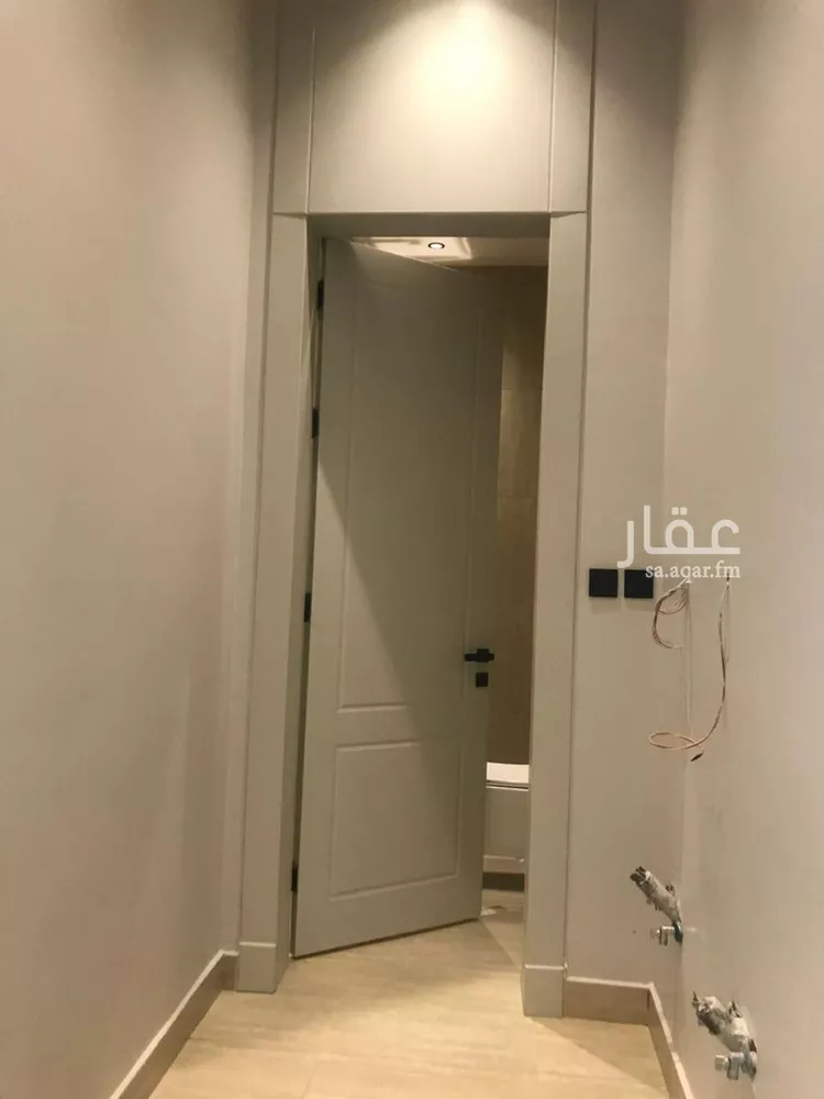 Floor for Sale in Riyadh King Faisal 17