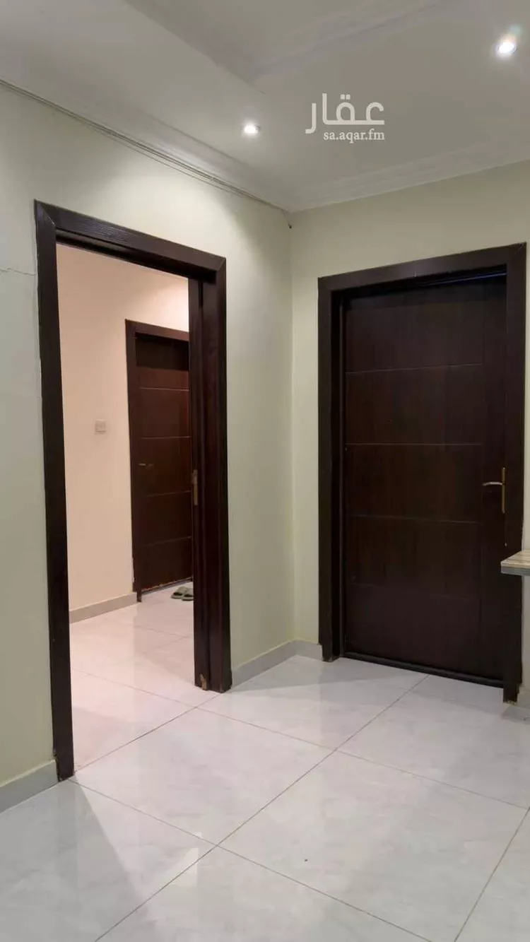 فيلا للبيع في شارع المستنجدي, حي اليرموك, مدينة الرياض, منطقة الرياض صورة 3