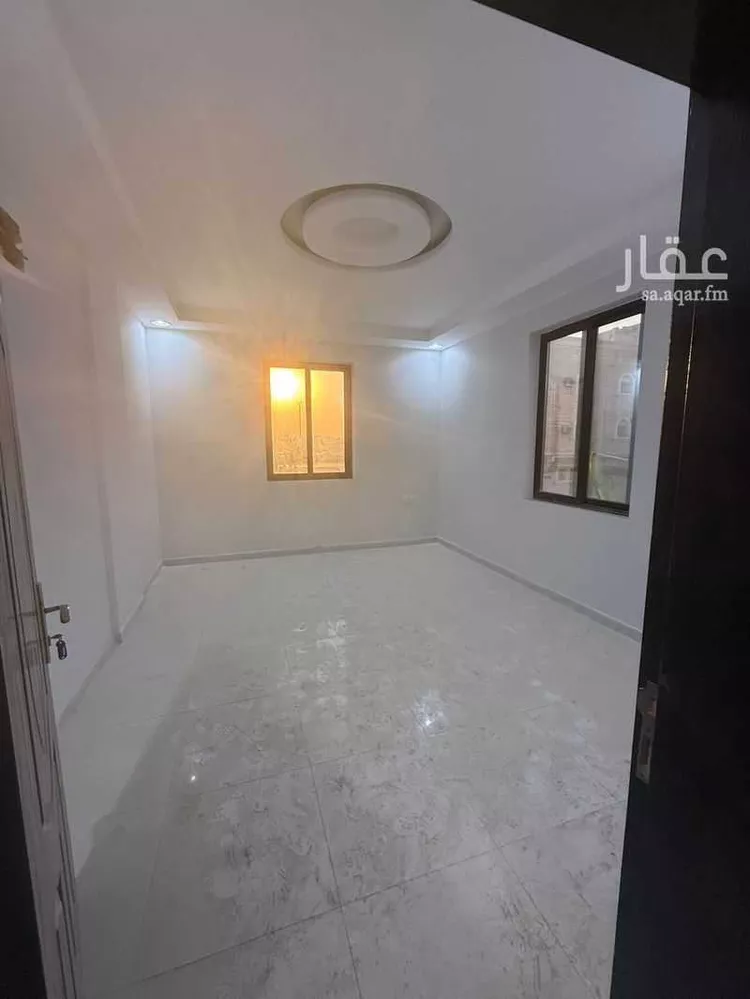 عمارة للإيجار في شارع التاسع والعشرون, حي الثقبة, مدينة الخبر, المنطقة الشرقية صورة 3