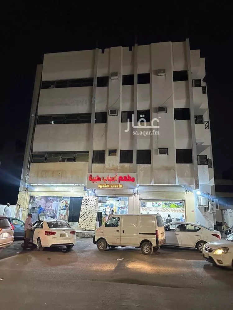 عمارة للبيع في شارع حاجب ابن زرارة, حي بنى معاوية, مدينة المدينة المنورة, منطقة المدينة المنورة